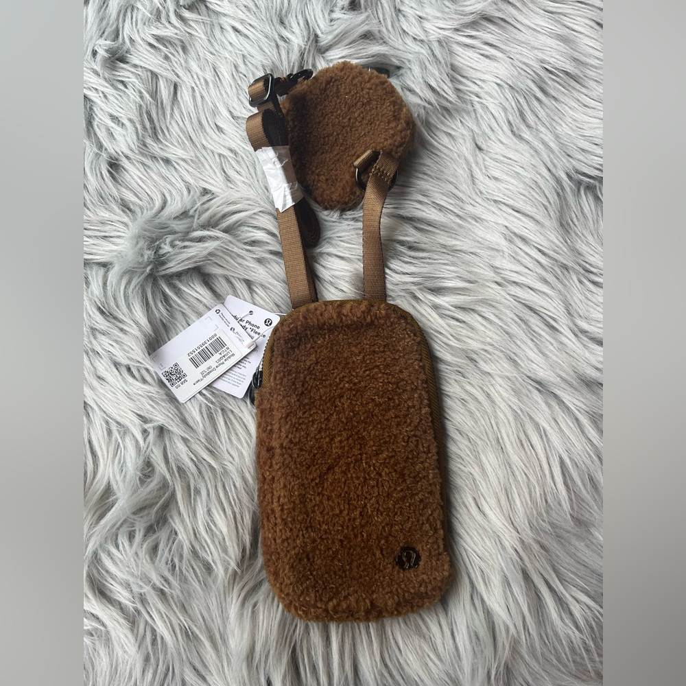 NWT Lululemon Modular Phone Crossbody Bag Fleece Burnt Caramel